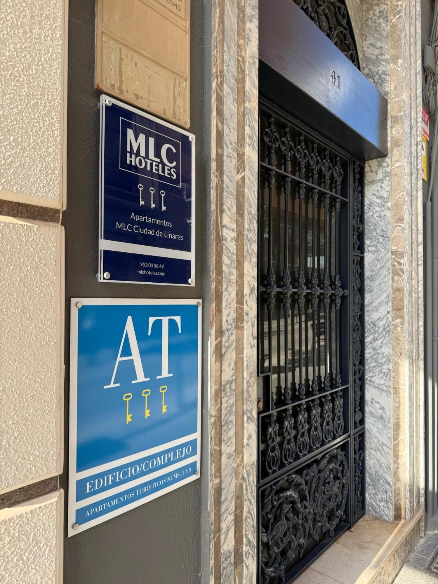 Apartamentos Mlc Ciudad De Linares Linares  Extérieur photo