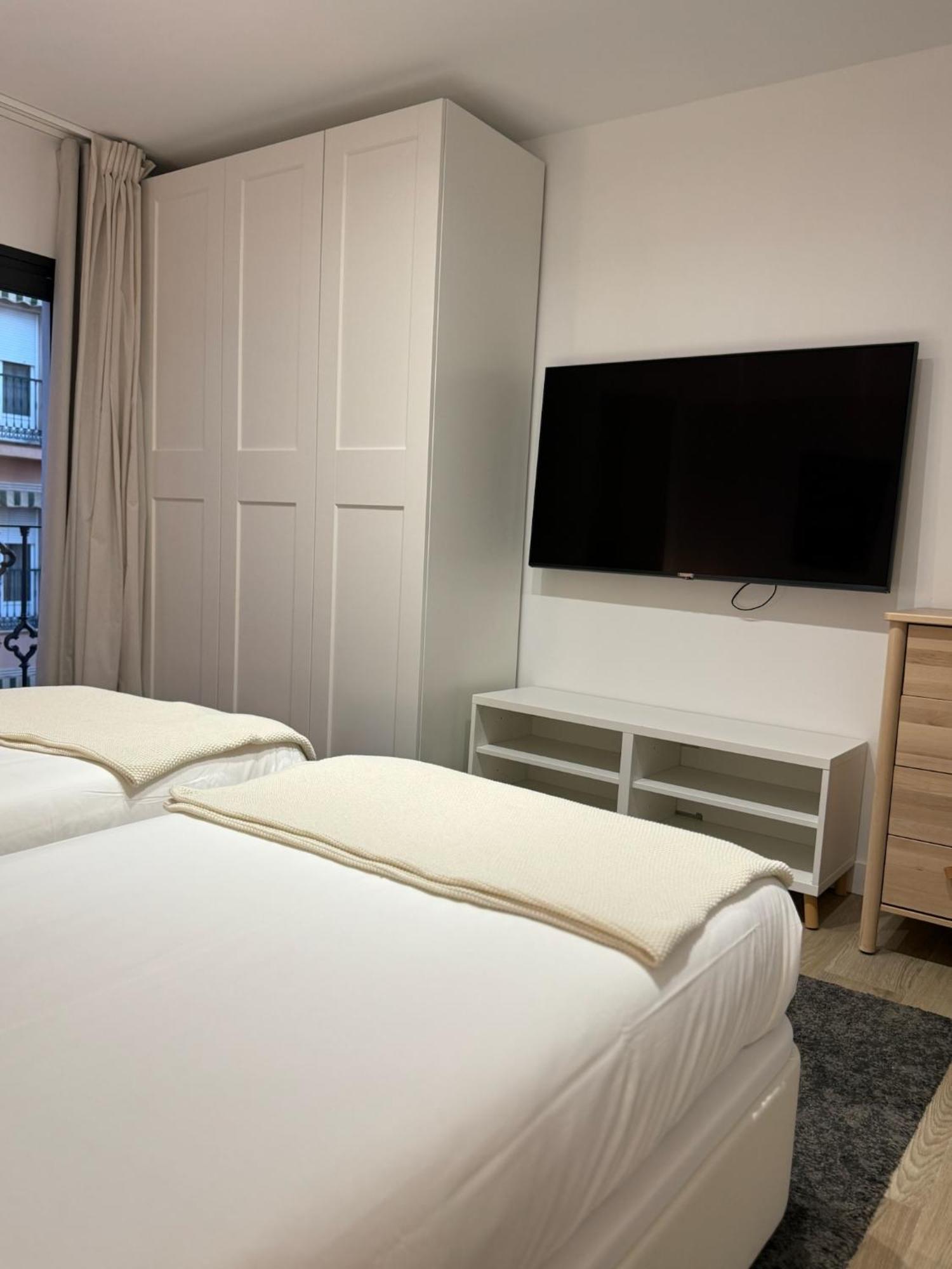 Apartamentos Mlc Ciudad De Linares Linares  Extérieur photo